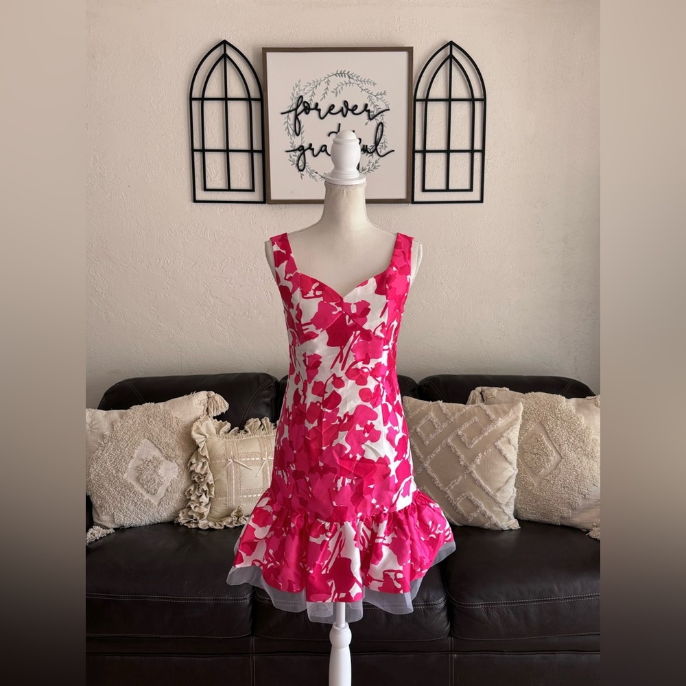 Gil Santucci White & Pink Floral Print Dress With Elegant Tulle Size 42 US Sz 6